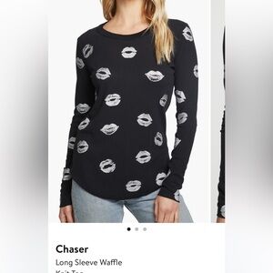 New Chaser Size L Long Sleeve Top with silver kisses